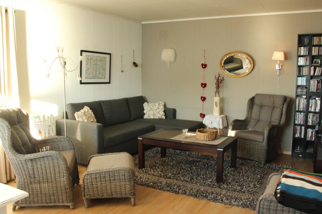 Solheim Fritidsgard Villa Svensby Room photo