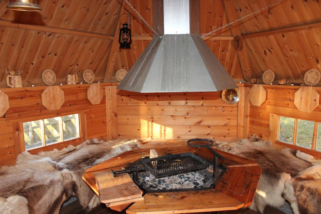 Solheim Fritidsgard Villa Svensby Room photo